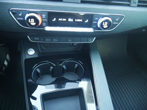 Certified 2021 Audi A4 2.0T Premium Plus w/ Premium Plus Package AWD/4WD image 37