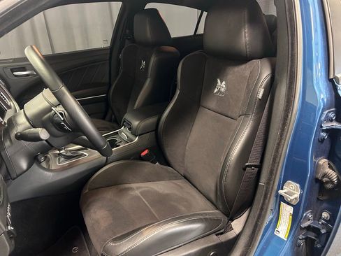 Used 2022 Dodge Charger Scat Pack RWD image 8