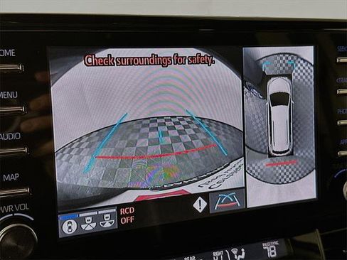 Certified 2024 Toyota Sienna Platinum image 21