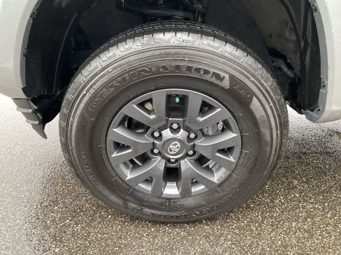 Used 2023 Toyota Tacoma SR5 image 16