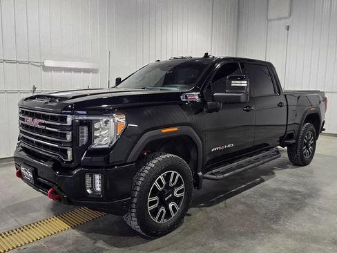 Used 2021 GMC Sierra 3500 AT4 w/ AT4 Premium Plus Package AWD/4WD image 2