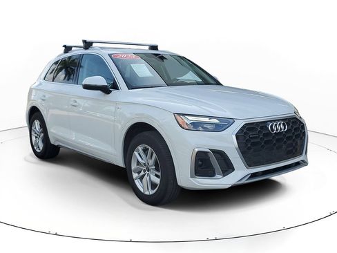Certified 2023 Audi Q5 2.0T Premium w/ Convenience Package AWD/4WD image 1