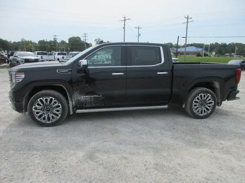 New 2026 GMC Sierra 1500 Denali Ultimate AWD/4WD image 11