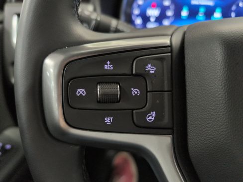 Used 2024 Chevrolet Tahoe Z71 w/ Luxury Package AWD/4WD image 12