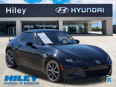 Used 2017 MAZDA MX-5 Miata RF Grand Touring RWD image 2