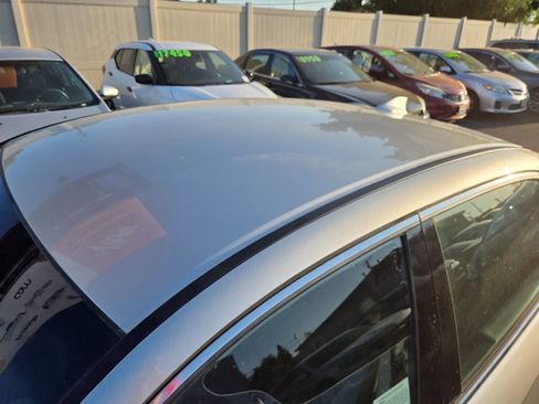 Used 2014 Honda Accord Plug-In Sedan image 7