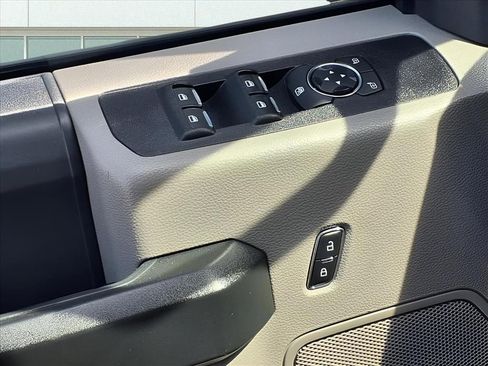 Used 2022 Ford F250 XL w/ Power Equipment Group image 22