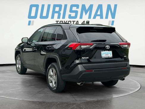 Used 2024 Toyota RAV4 XLE FWD image 5