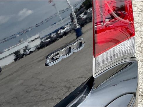 Used 2022 Chrysler 300 Touring w/ Sport Appearance Package RWD image 27