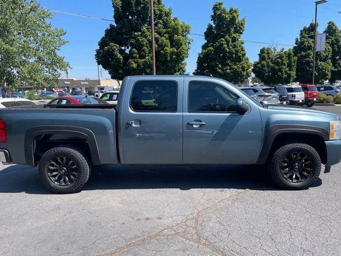 Used 2011 Chevrolet Silverado 1500 LT w/ All-Star Edition AWD/4WD image 6
