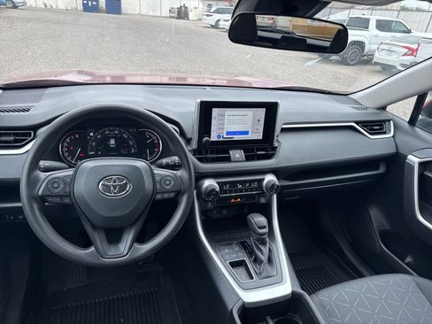 Used 2024 Toyota RAV4 XLE image 10
