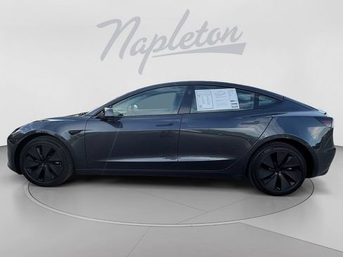 Used 2025 Tesla Model 3 RWD image 2
