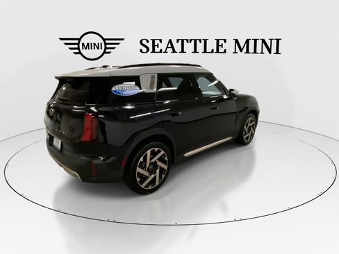 Certified 2025 MINI Cooper Countryman S w/ Comfort Package Max image 11