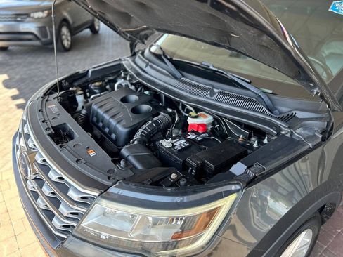 Used 2016 Ford Explorer Limited AWD/4WD image 88