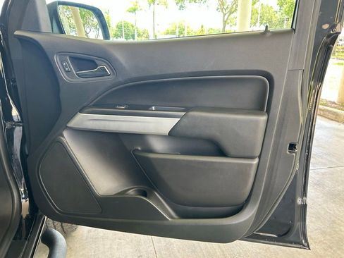 Used 2022 Chevrolet Colorado LT w/ LT Convenience Package RWD image 27