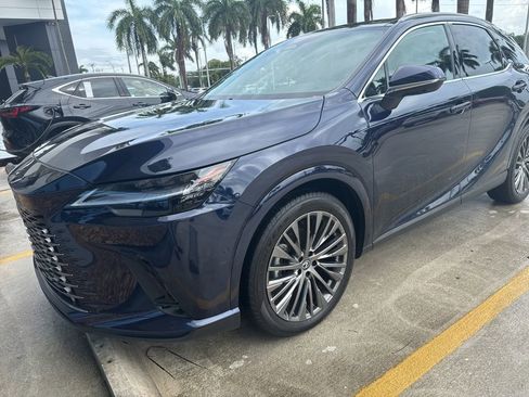 Used 2025 Lexus RX 350 FWD w/ Convenience Package image 6