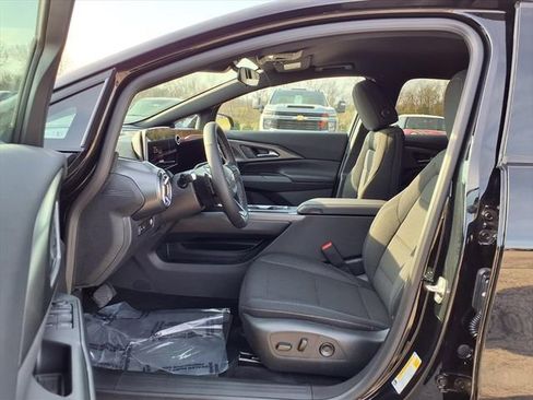 New 2026 Chevrolet Equinox EV LT FWD image 28