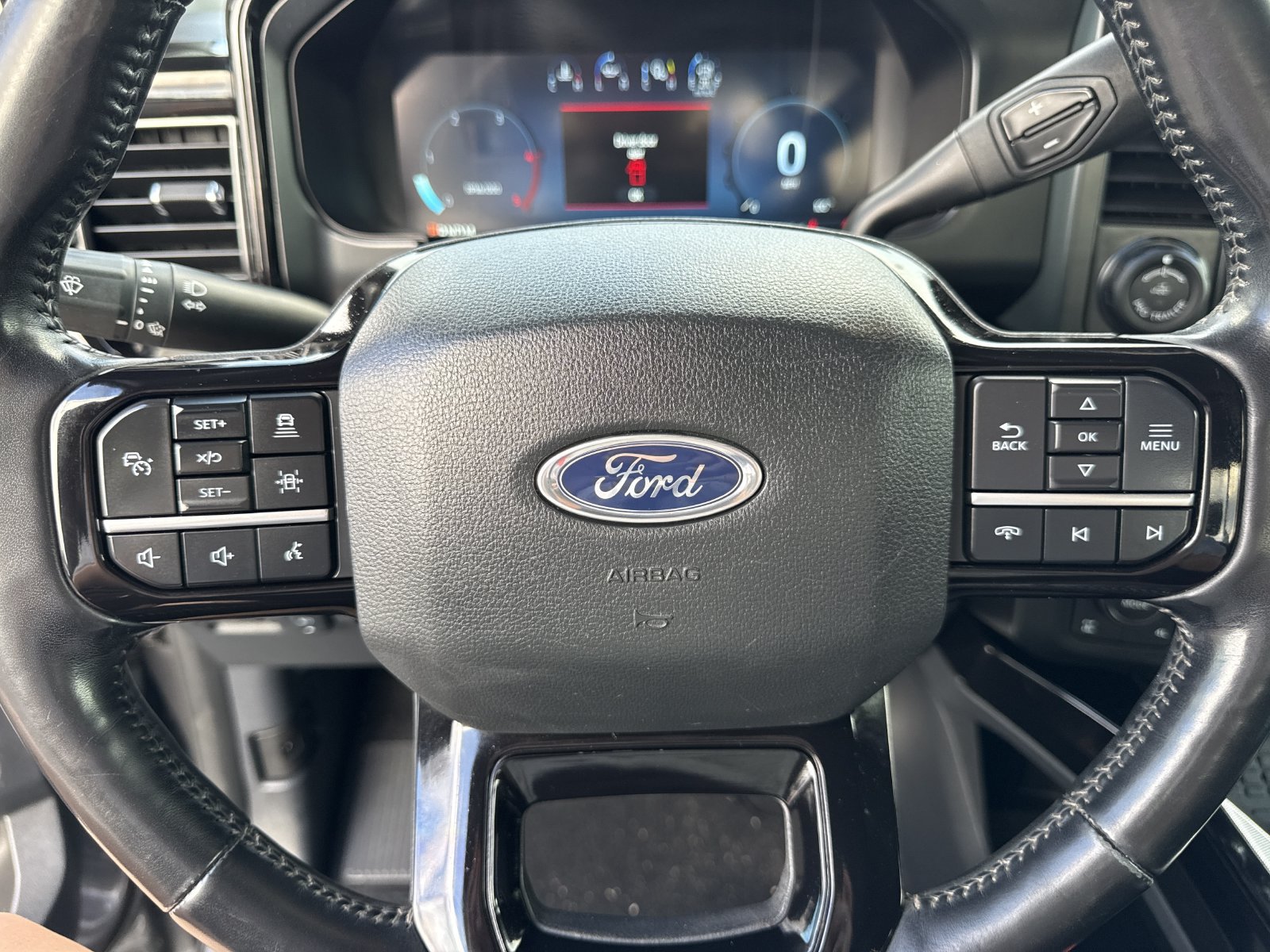 Used 2023 Ford F250 Lariat w/ Lariat Ultimate Package AWD/4WD image 44