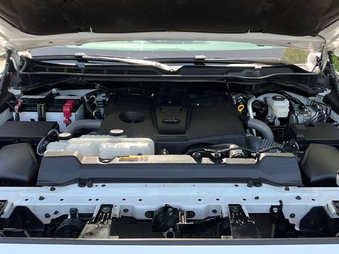 Used 2024 Toyota Tundra SR5 w/ SR5 Premium Package AWD/4WD image 23