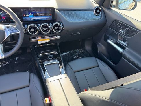 New 2026 Mercedes-Benz GLA 250 image 16