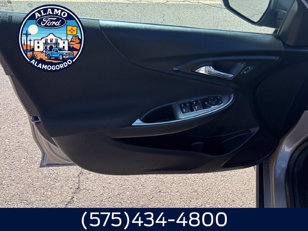 Used 2024 Chevrolet Malibu LS FWD image 20
