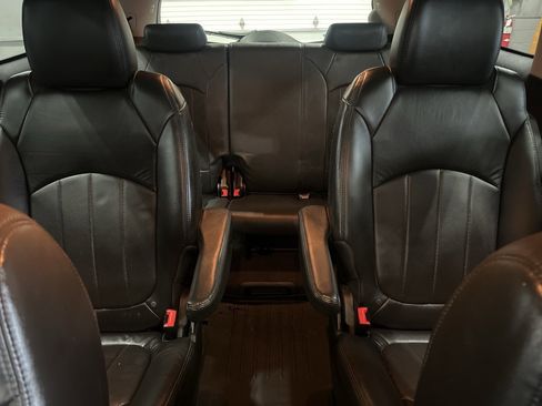 Used 2012 Buick Enclave Premium w/ Trailering Provision Package image 30