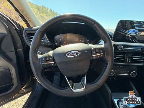 Used 2020 Ford Escape SEL image 4