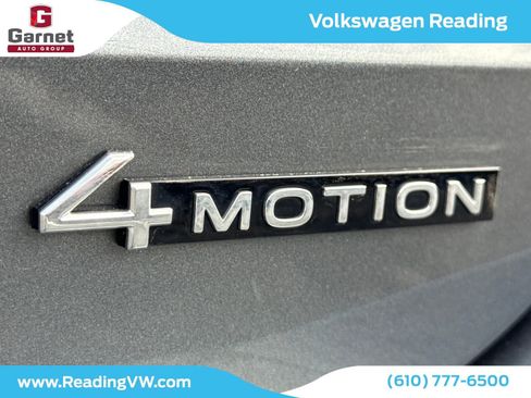 Certified 2022 Volkswagen Taos SE w/ Driver Assistance Package image 32