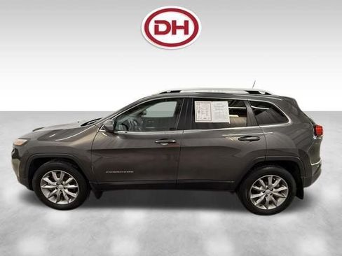 Used 2018 Jeep Cherokee Limited AWD/4WD image 9