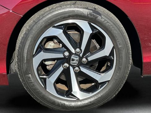 Used 2017 Honda Accord EX image 23