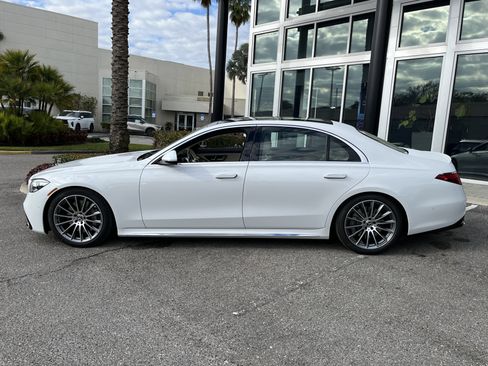 New 2026 Mercedes-Benz S 580 4MATIC Sedan image 3