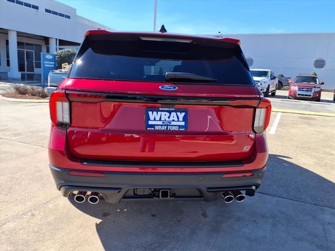 New 2026 Ford Explorer ST image 3