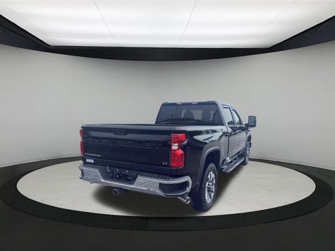 Used 2021 Chevrolet Silverado 2500 LT w/ Convenience Package AWD/4WD image 8