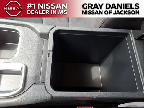 Used 2025 Nissan Sentra SR FWD image 20