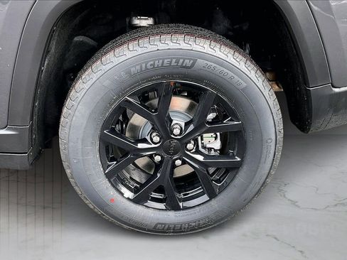 New 2026 Jeep Grand Cherokee Altitude AWD/4WD image 34