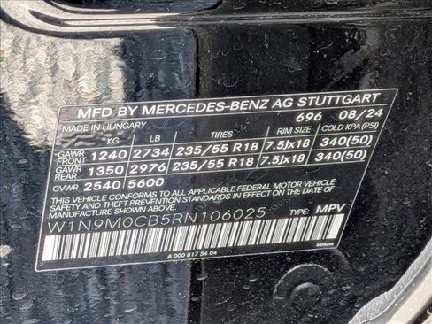 Used 2024 Mercedes-Benz EQB 250+ image 22