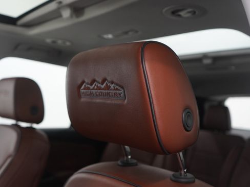 Used 2018 Chevrolet Traverse High Country image 31