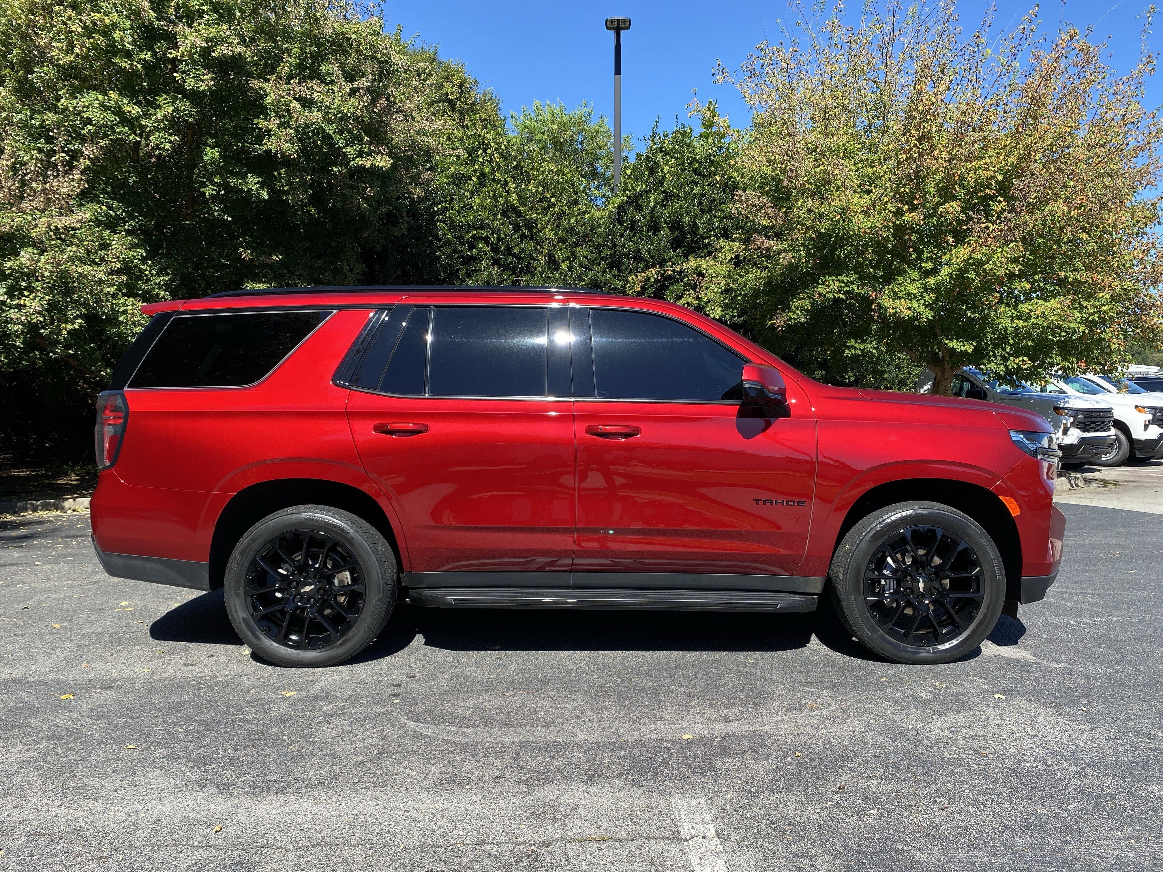 Used 2022 Chevrolet Tahoe RST w/ Luxury Package AWD/4WD image 46