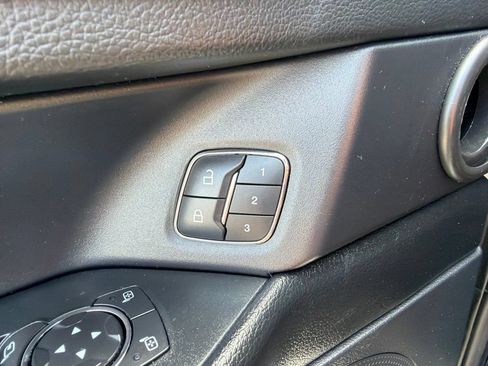 Used 2020 Ford Expedition Limited AWD/4WD image 34