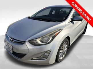 Used 2015 Hyundai Elantra SE w/ Option Group 02 FWD video 1