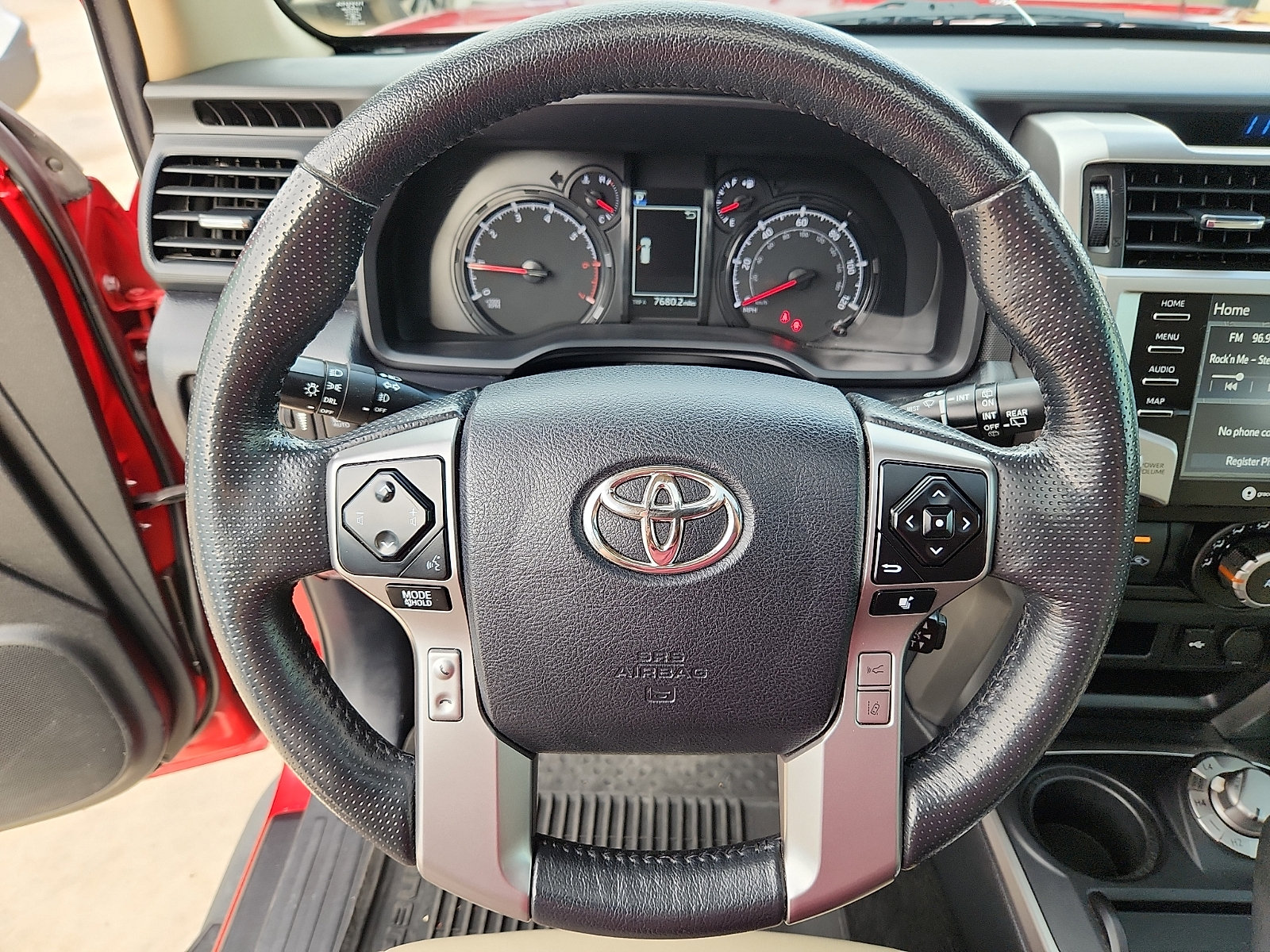 Used 2024 Toyota 4Runner SR5 Premium w/ Moonroof Package AWD/4WD image 16