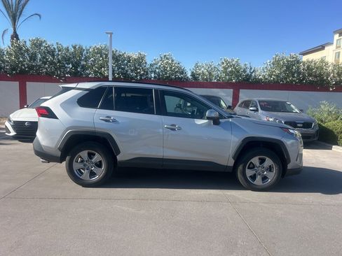 Used 2024 Toyota RAV4 XLE FWD image 2