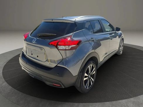 Used 2020 Nissan Kicks SV FWD image 7