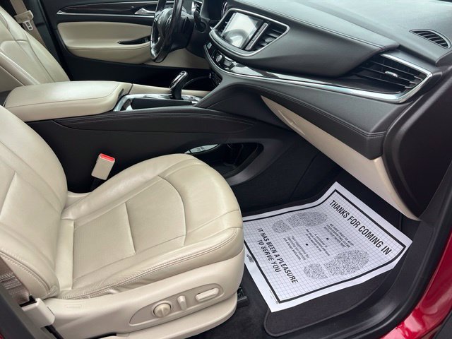 Used 2018 Buick Enclave Premium w/ Experience Buick Package AWD/4WD image 17