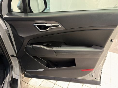 Certified 2025 Kia Sportage SX FWD image 27