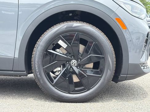 New 2026 Volkswagen ID.4 Pro S Plus AWD/4WD image 6