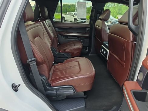 Used 2024 Ford Expedition Limited AWD/4WD image 28