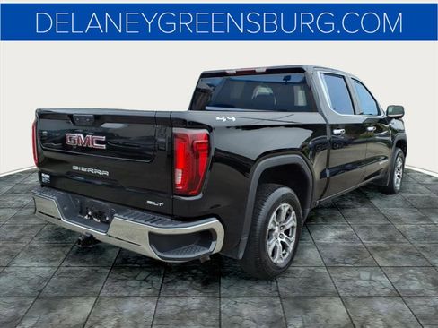 Used 2024 GMC Sierra 1500 SLT image 3