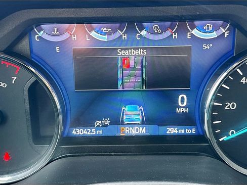 Used 2024 Ford Expedition XLT image 12