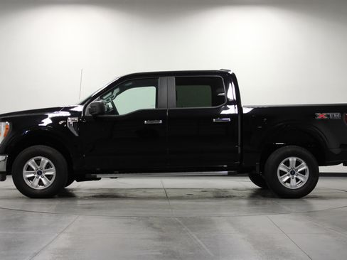Used 2022 Ford F150 XLT w/ XTR Package image 7